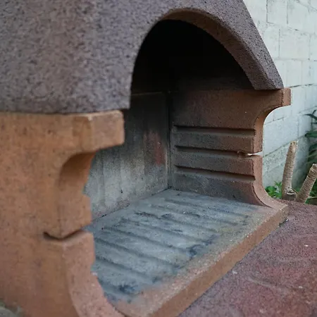 Loiacono 2 Apartment Caria